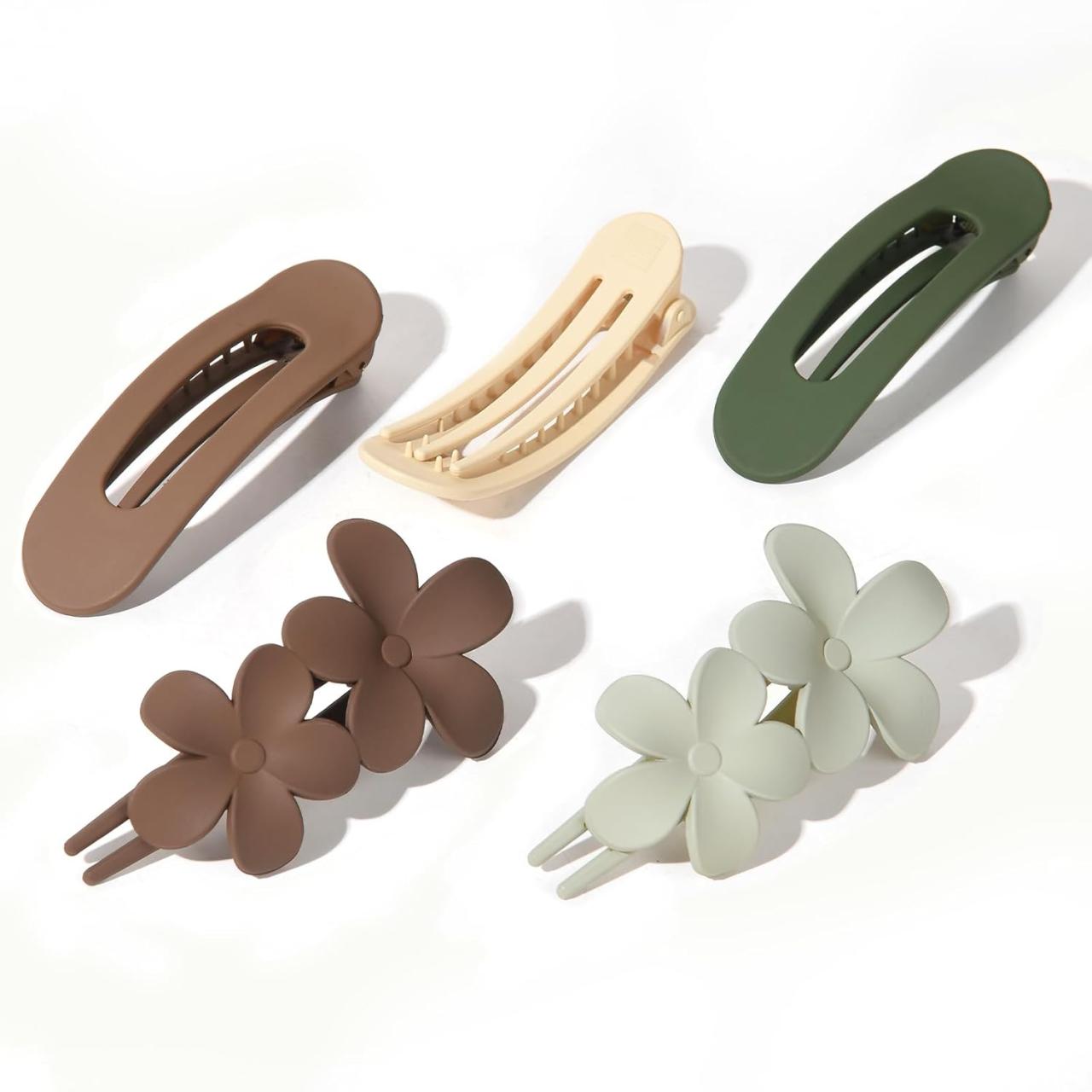 Hair clips flat