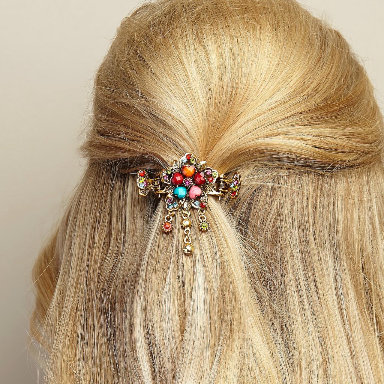 Small hair clip