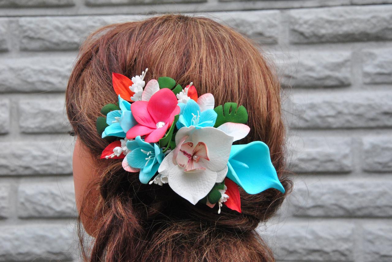 Hawaiian flower hair clip